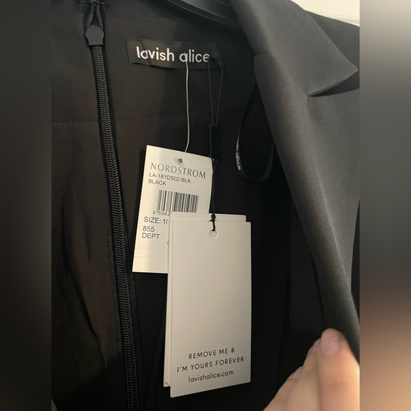 Black Blazer dress with corset waist. Brand new with tags - Picture 3 of 4